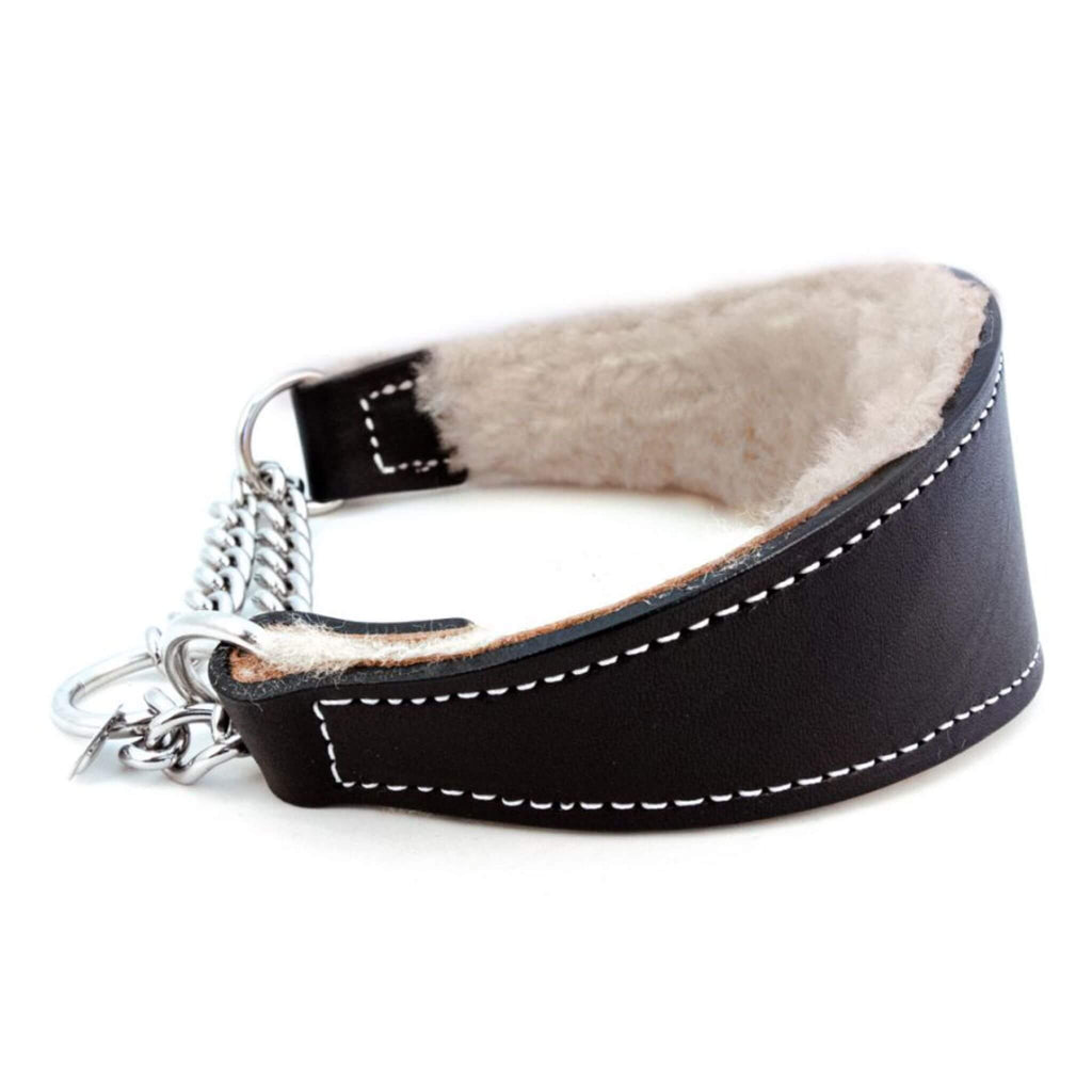 Shearling-Lined Martingale Leather Dog Collar in Black