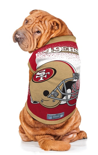 Dog models the San Francisco 49ers Performance T-Shirt